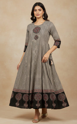 Black Cotton Applique Patch with Kalamkari Border print Long Kurti Set