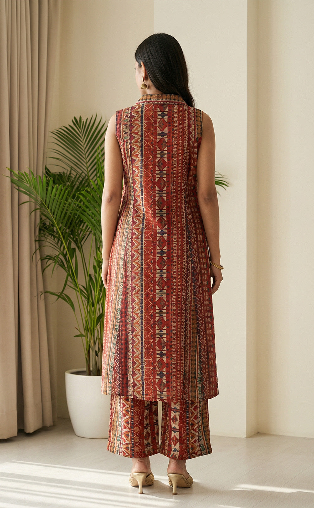 Marraon Modal Geometrical print  with  collar neck cord set