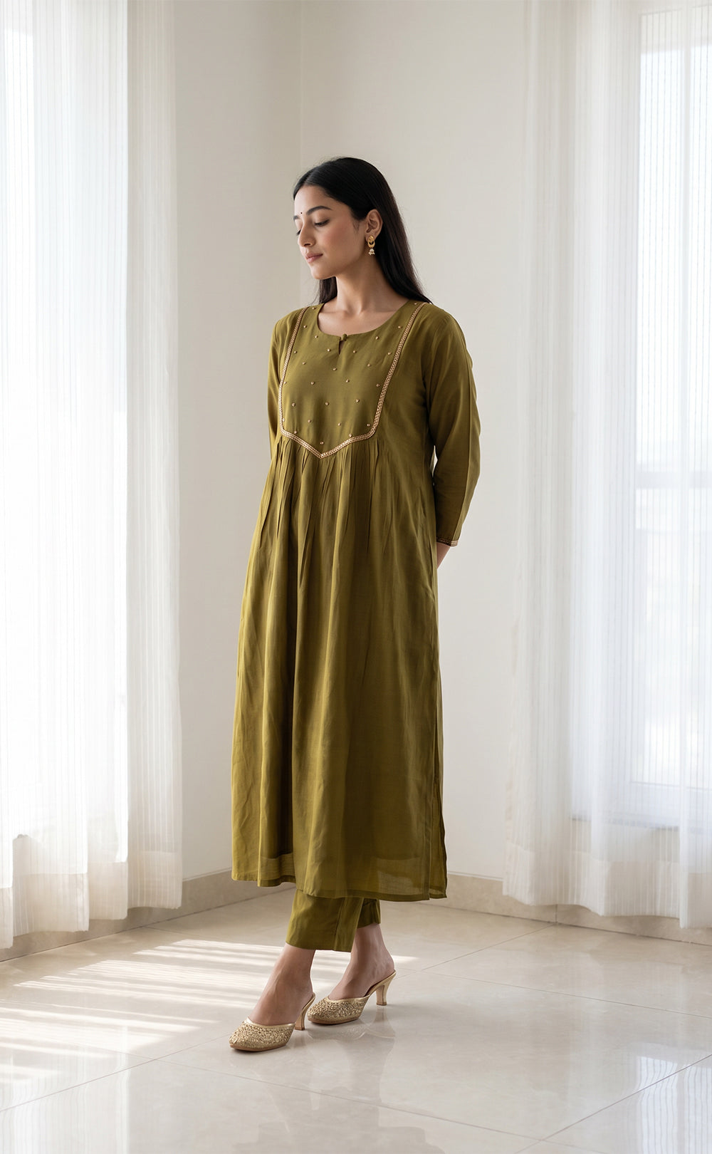 Olive Green Mul Chanderi Beats Work Kurti Set