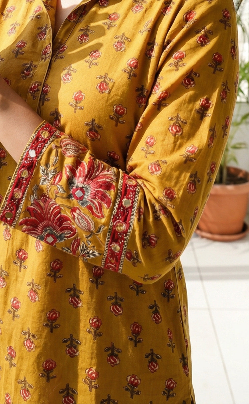 Yellow Cotton All-over Small Red Rose Printed Kurti Set