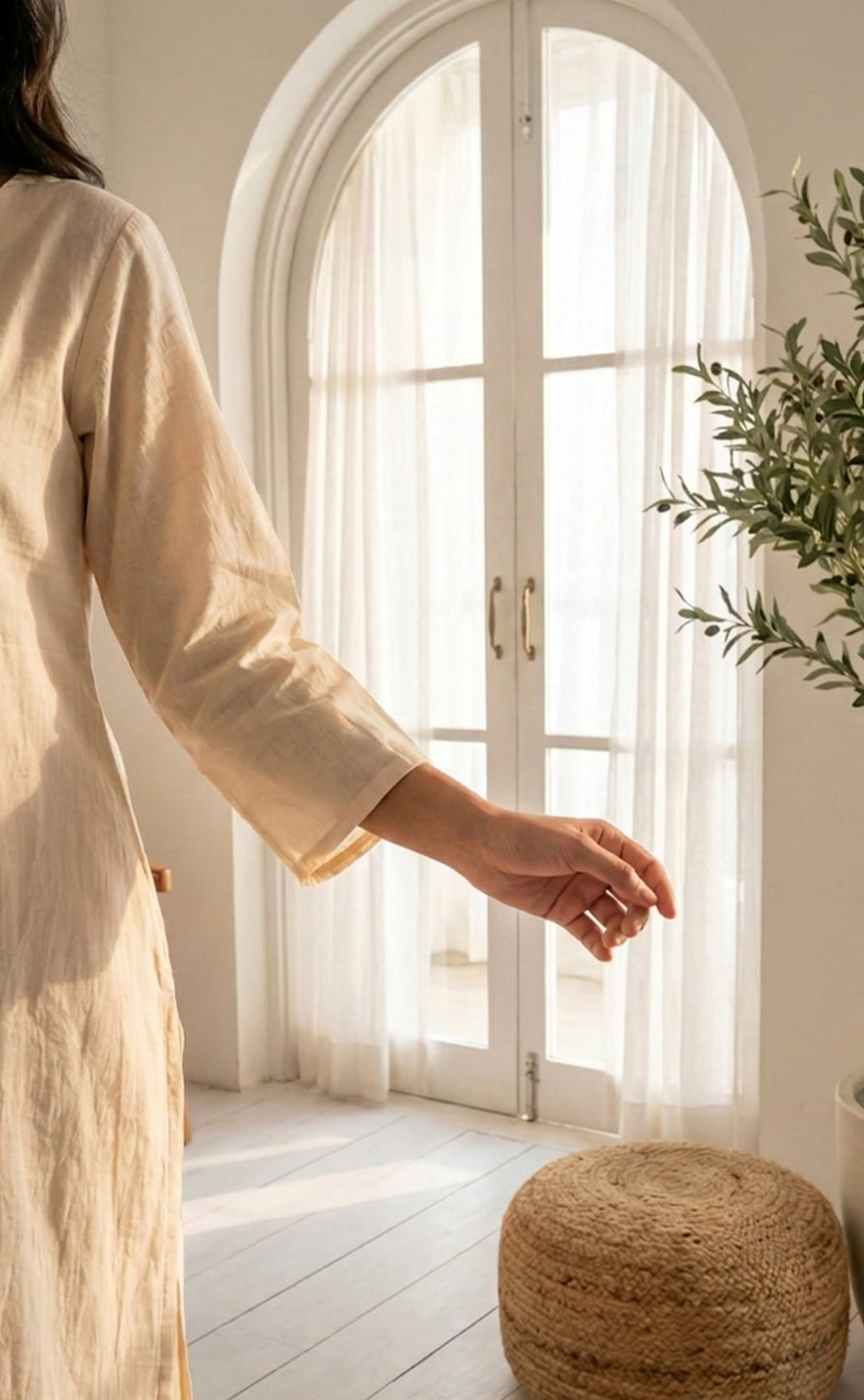 White chanderi All over  flower thread work straight Kurti