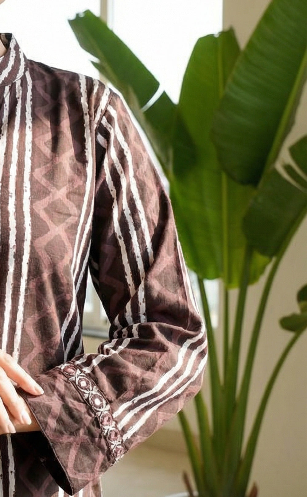 Dark Wine Cotton Mirror Thread Work with Lace Neck Kurti Set