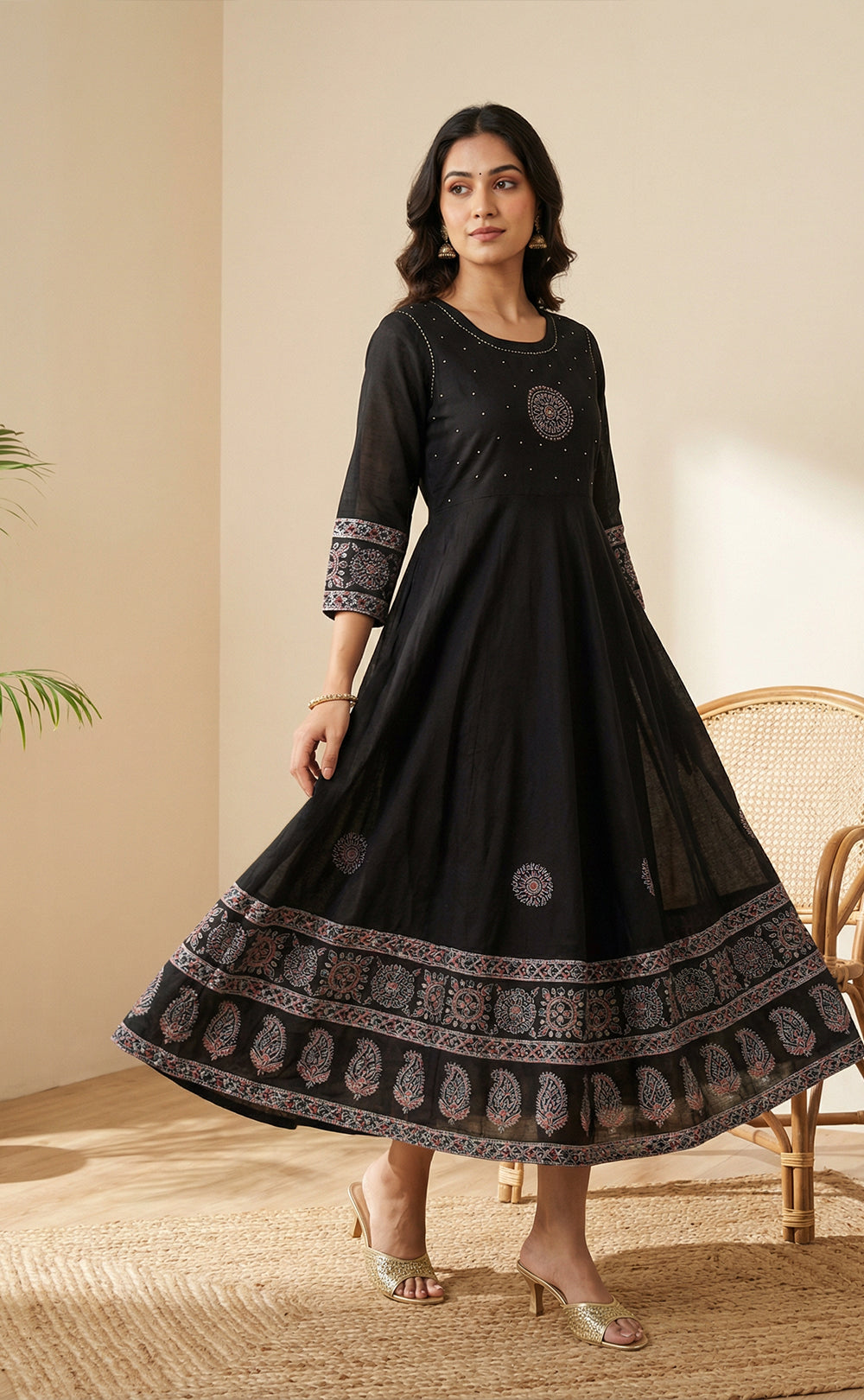 Black cotton Ghera kurti set with kanta neck work with kalamkari  printed dupatta