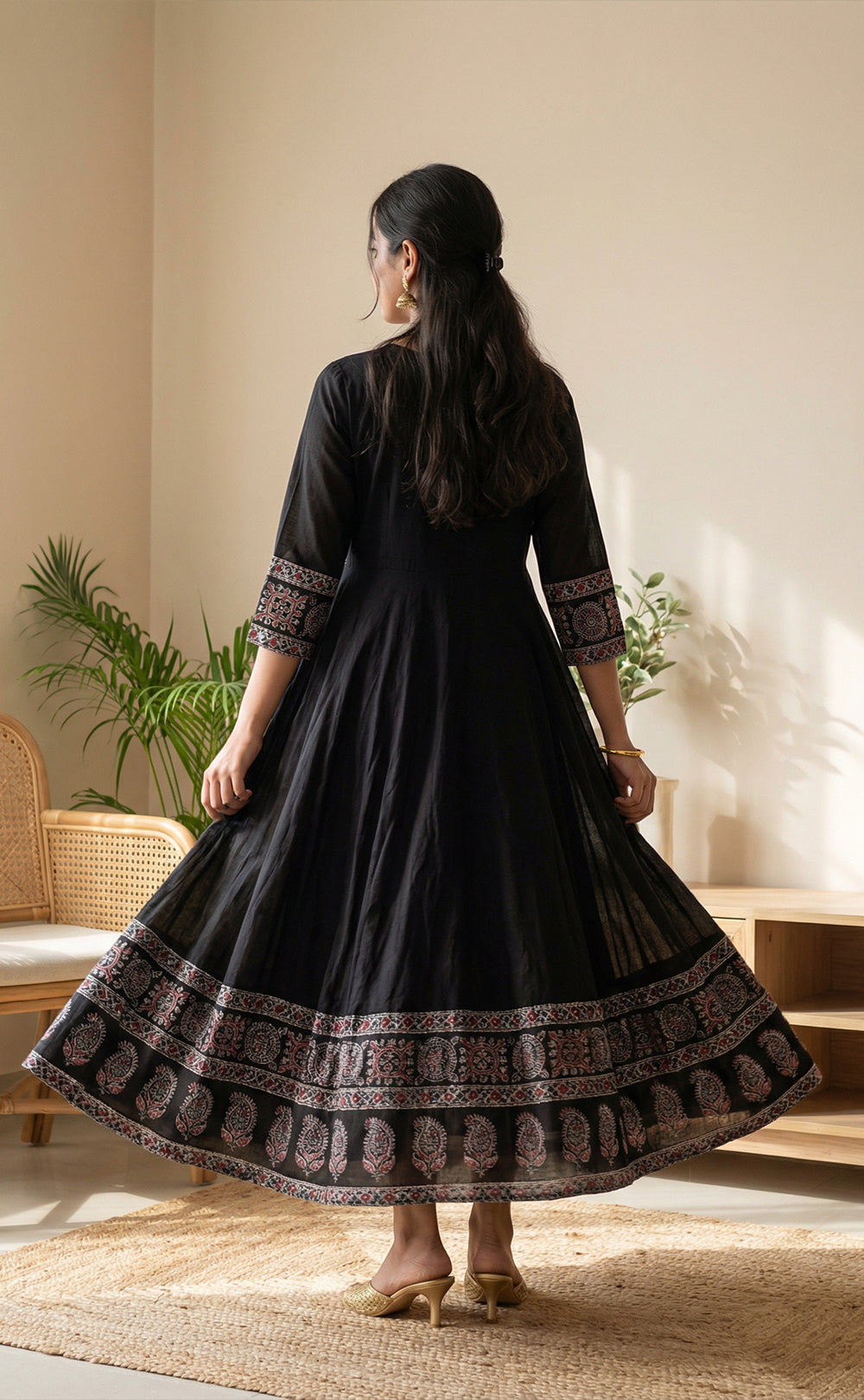 Black cotton Ghera kurti set with kanta neck work with kalamkari  printed dupatta
