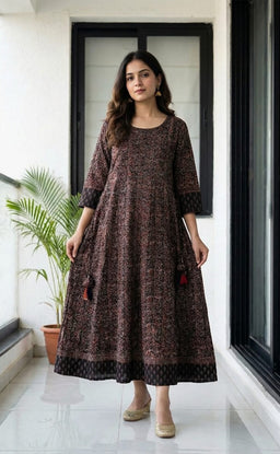 Black Cotton All-over Kalamkari Printed Kurti Set