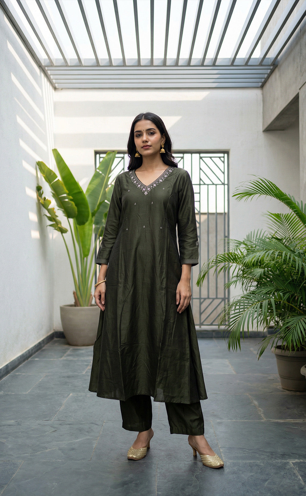 Forest Green Fancy Hand Embroidered Work Flair Kurti Set
