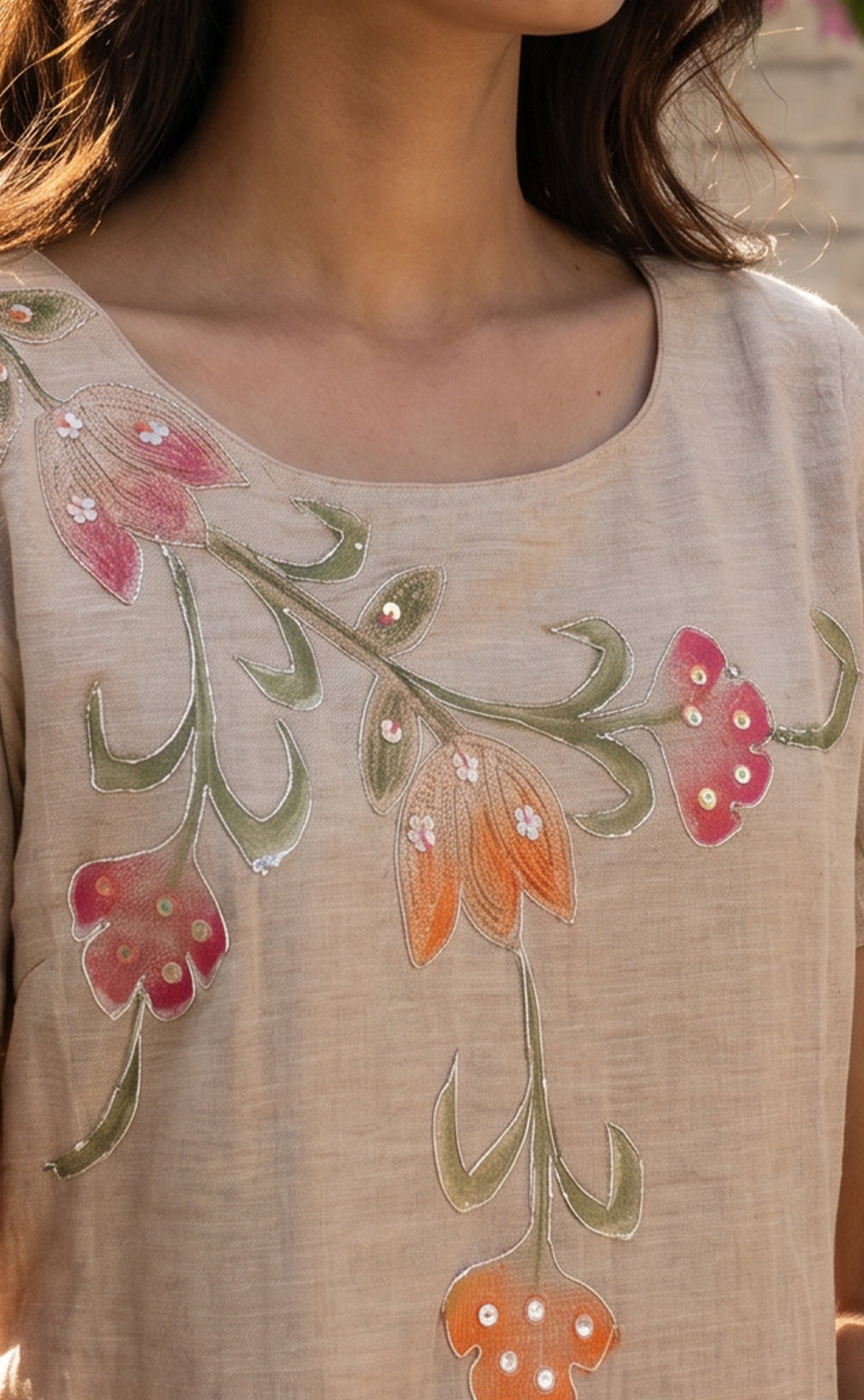 Cream Cotton Thread Work Kurti Set