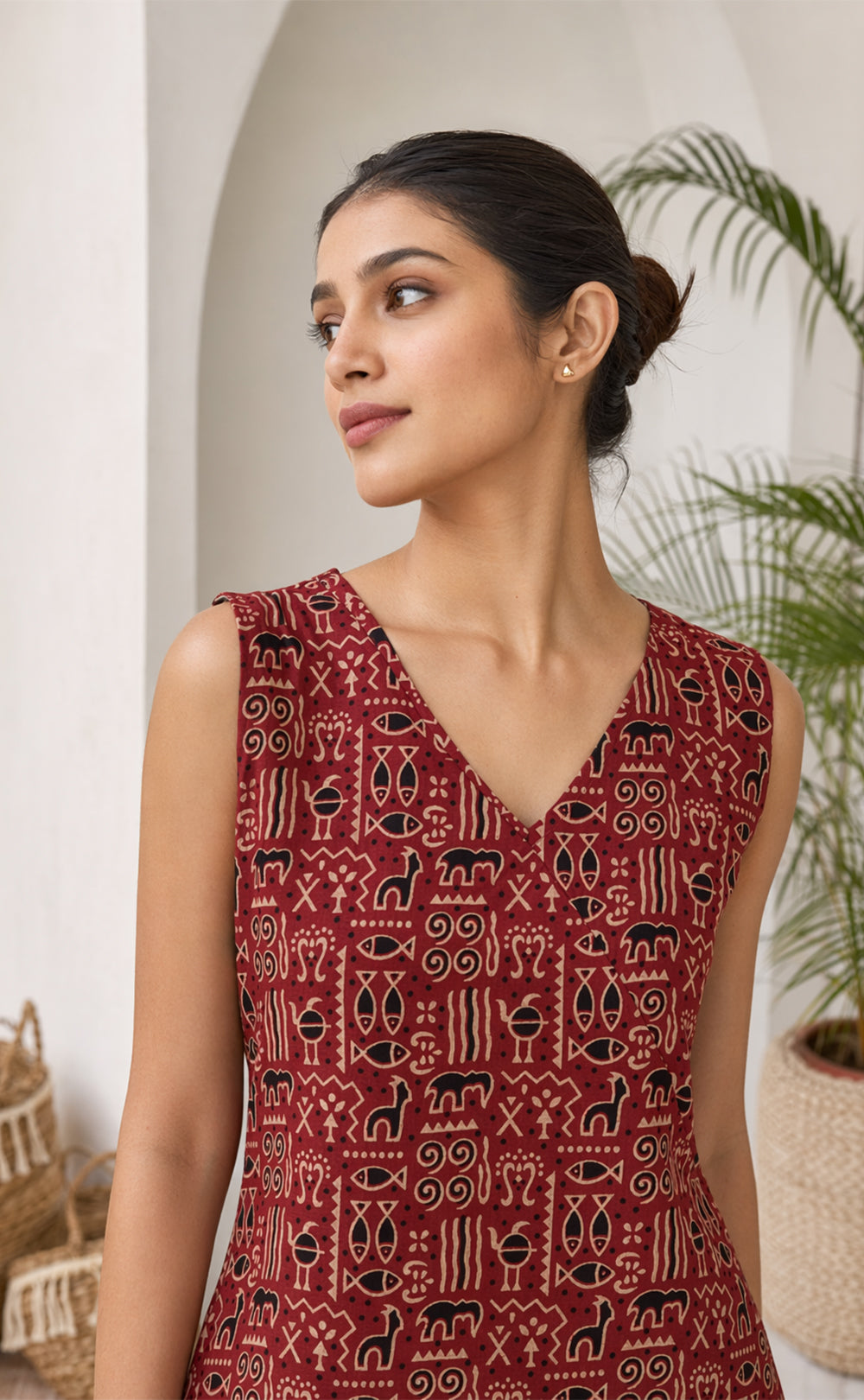 Marron Cotton All-Over Kalamkari Printed Short Kurti 3-Piece Combo With Sling Bag