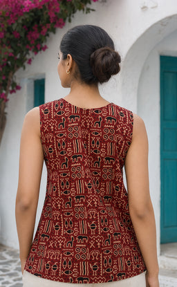 Marron Cotton All-Over Kalamkari Printed Short Kurti 3-Piece Combo With Sling Bag