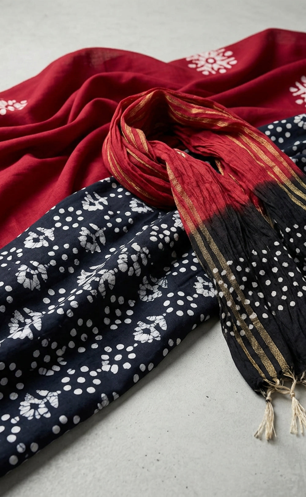 Maroon With Black Fancy Floral Printed Un-Stitched Dress Material