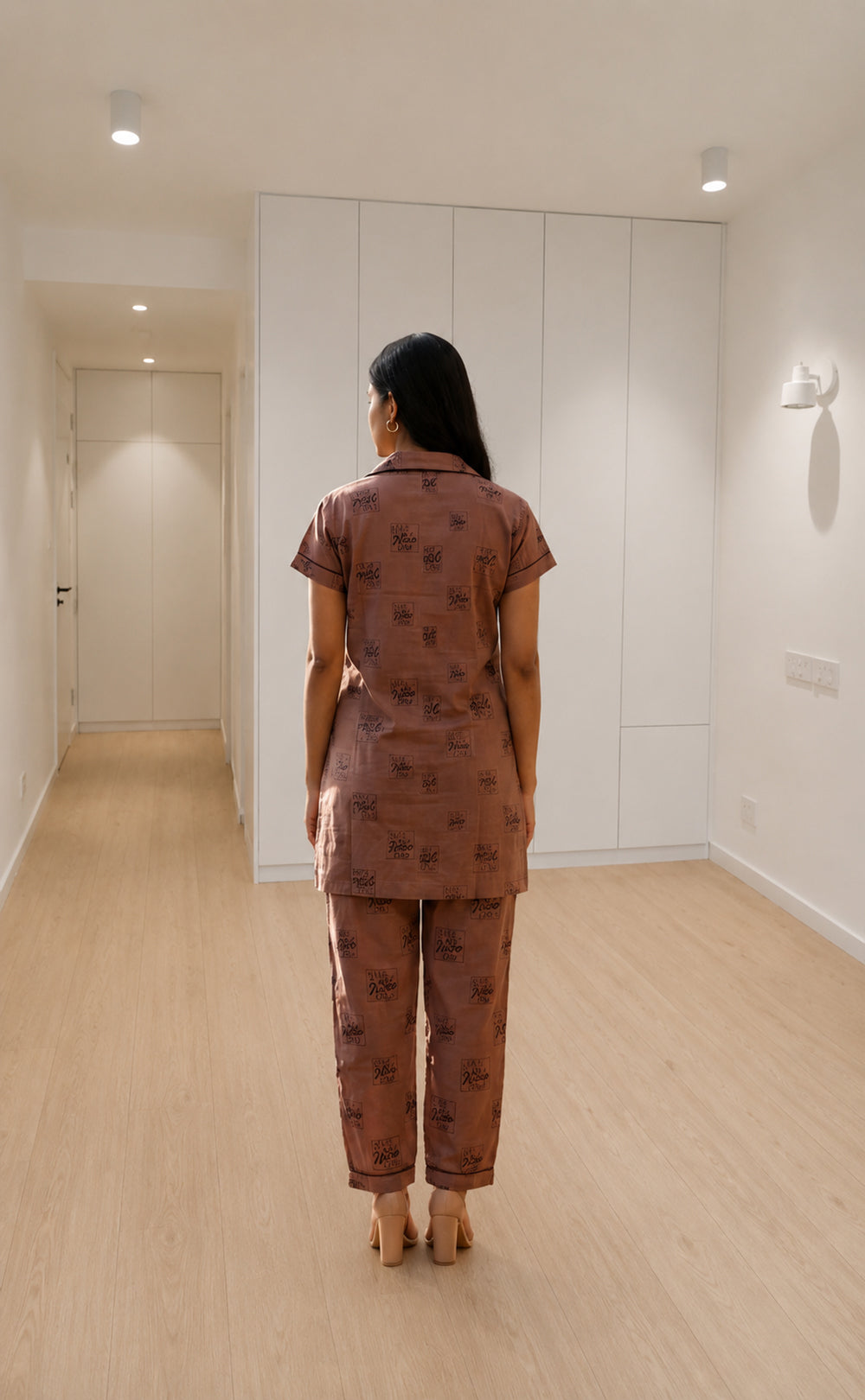Pinkish Brown All-Over Placement Printed Night Suit