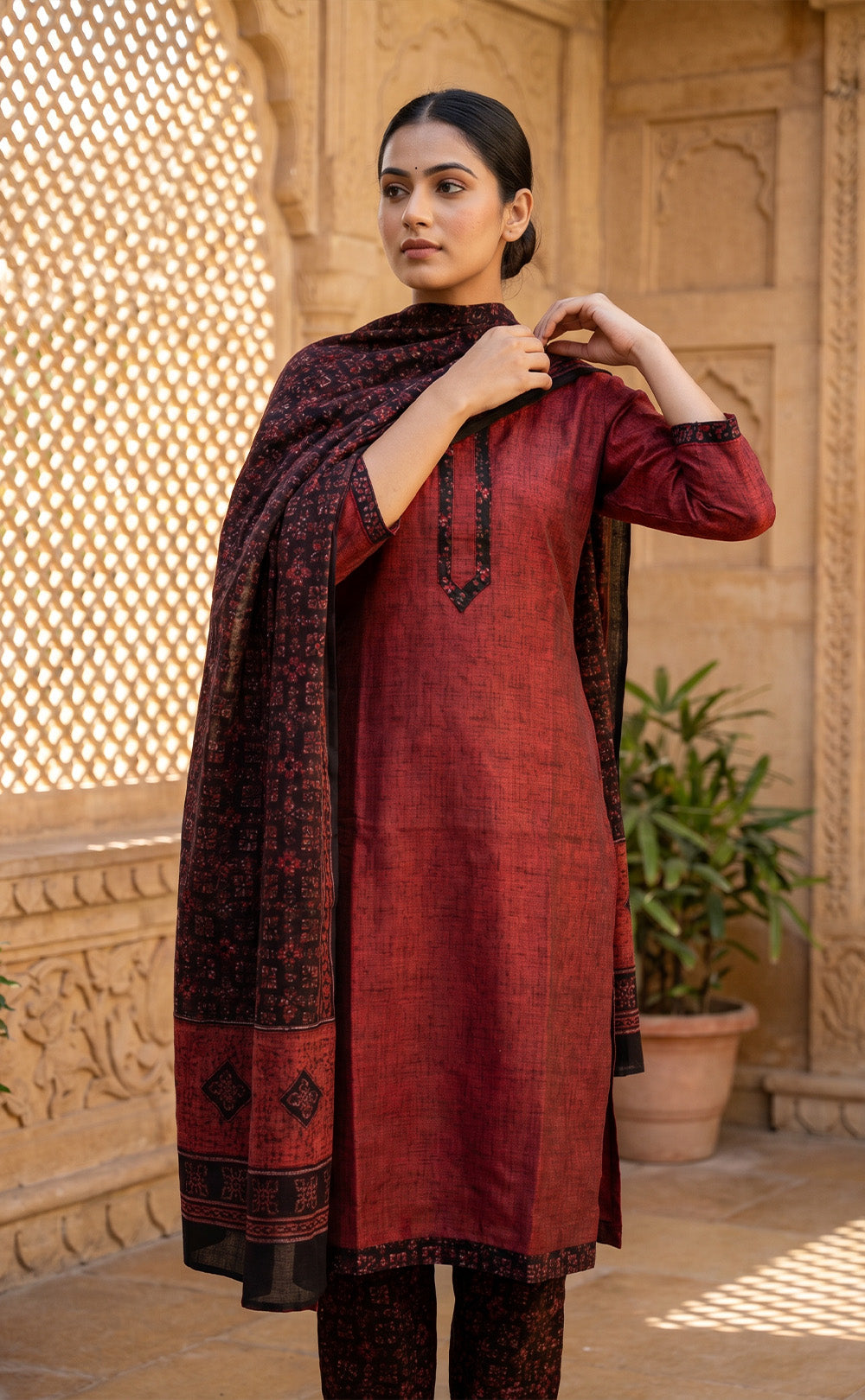 Deep Red Cotton Abstract Printed Pariyala Set