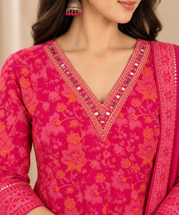 Rani Pink Rayon Foil Printed Kurti Set